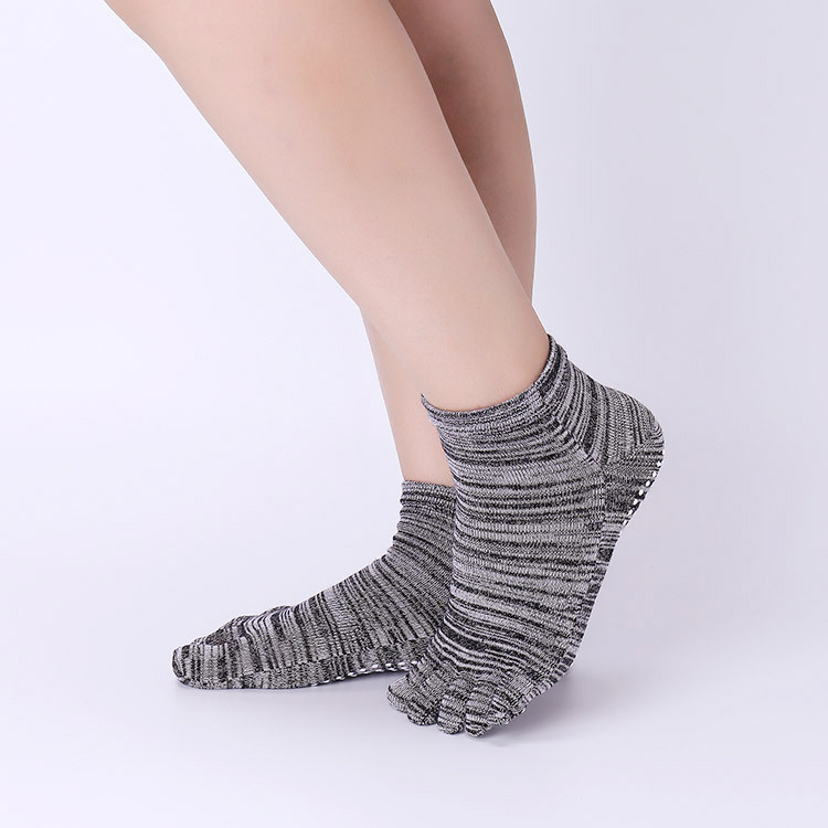 미끄럼 방지 요가 양말 그립이 있는 통기성 발가락 분리 - Grip Sock Yoga 리뷰 및 가격