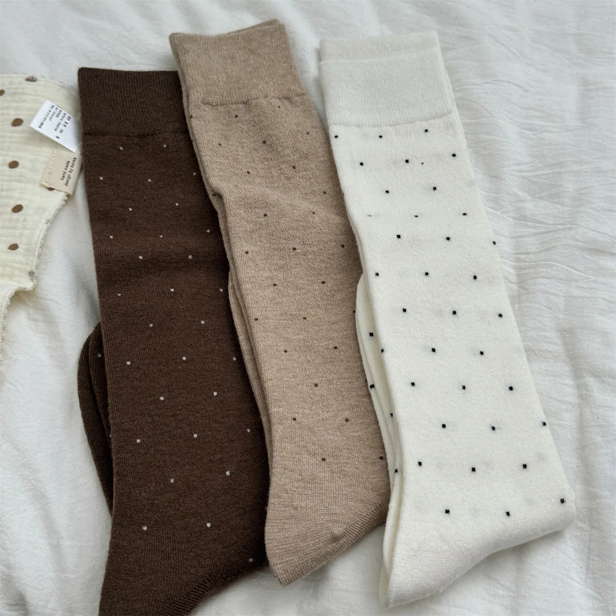 SP & CITY 여성용 귀여운 폴카 도트 실크 울 양 - Silk Sock Bamboo 리뷰 및 가격